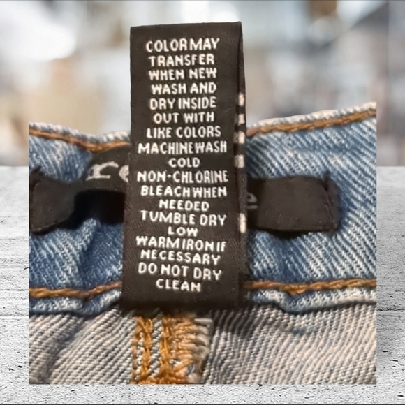 Refuge Distressed fabric and distressed/ripped 100% cotton denim jeans s… - Picture 11 of 11